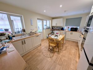 Photo 9- click for photo gallery